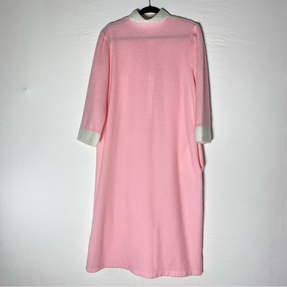 Vintage Hamilton Pink and White Fleece Long Sleeve Housecoat Robe Nightgown L - Picture 2 of 16